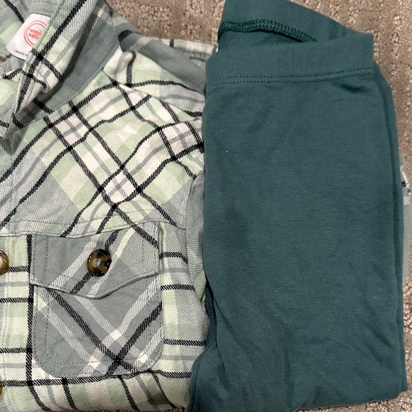 2t Outfit // blue green plaid tunic & leggings - Picture 9 of 10